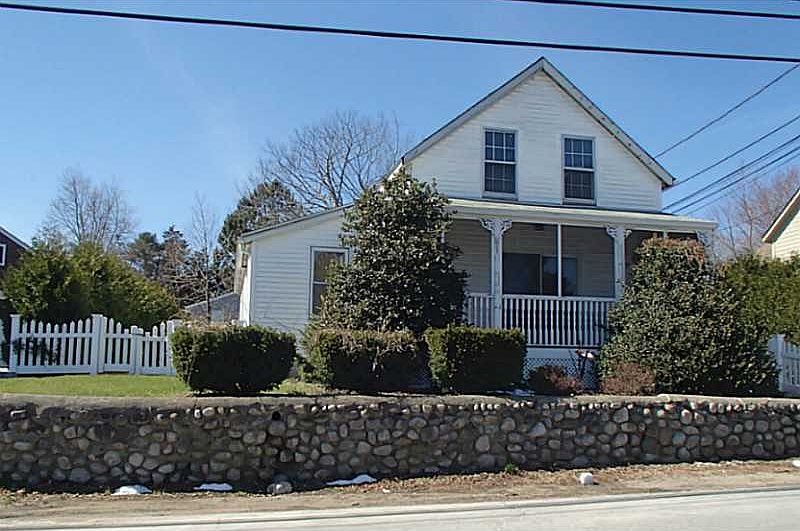 79 King Philip Ave, Bristol, RI 02809 Zillow