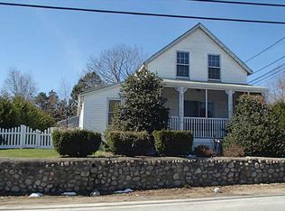 79 King Philip Ave, Bristol, RI 02809