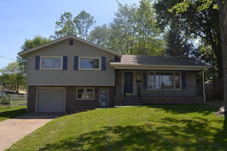 6337 Tala Dr. Youngstown, OH. 44514
