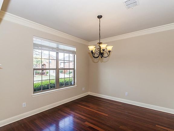 4th image of 1115 Chuy Ct