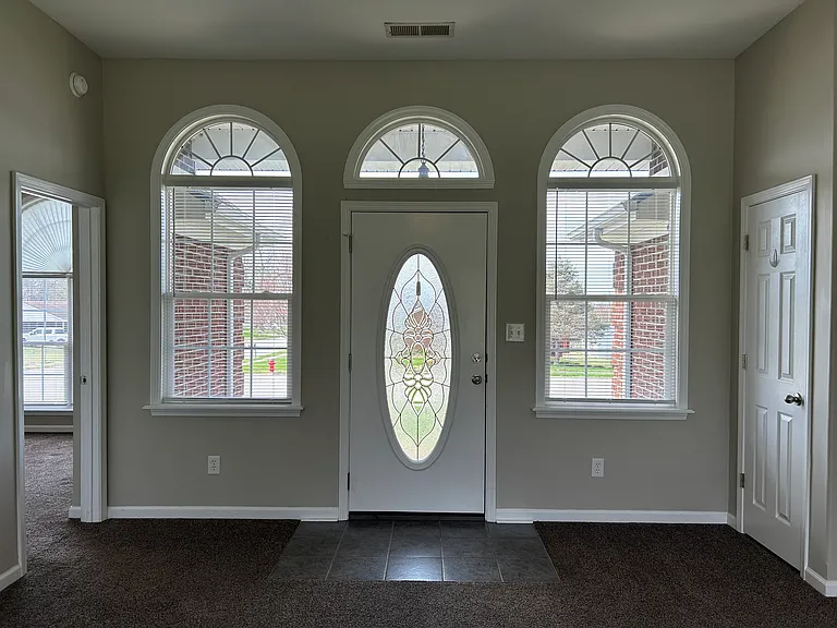200 Weil Ln #2 — Photo 2