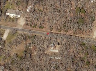 158 Golden Oaks Dr, Mabank, TX 75156