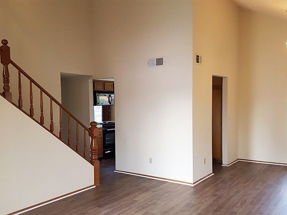 4th image of 8474 Sedorus St