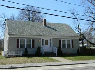 1948 W Shore Rd, Warwick, RI 02889