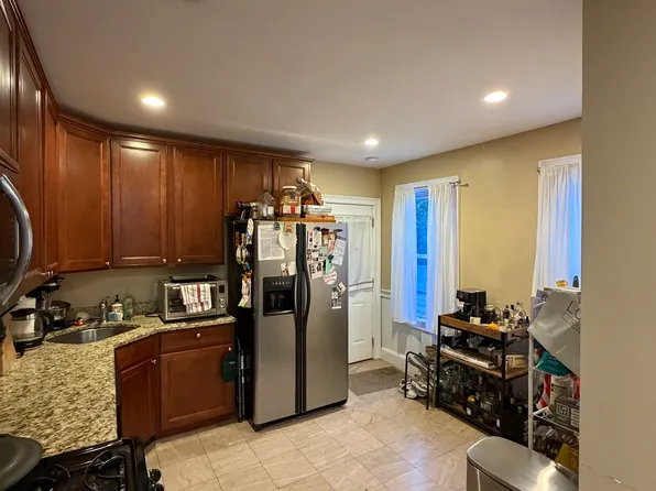 45 Houghton St #3, Dorchester, MA 02122
