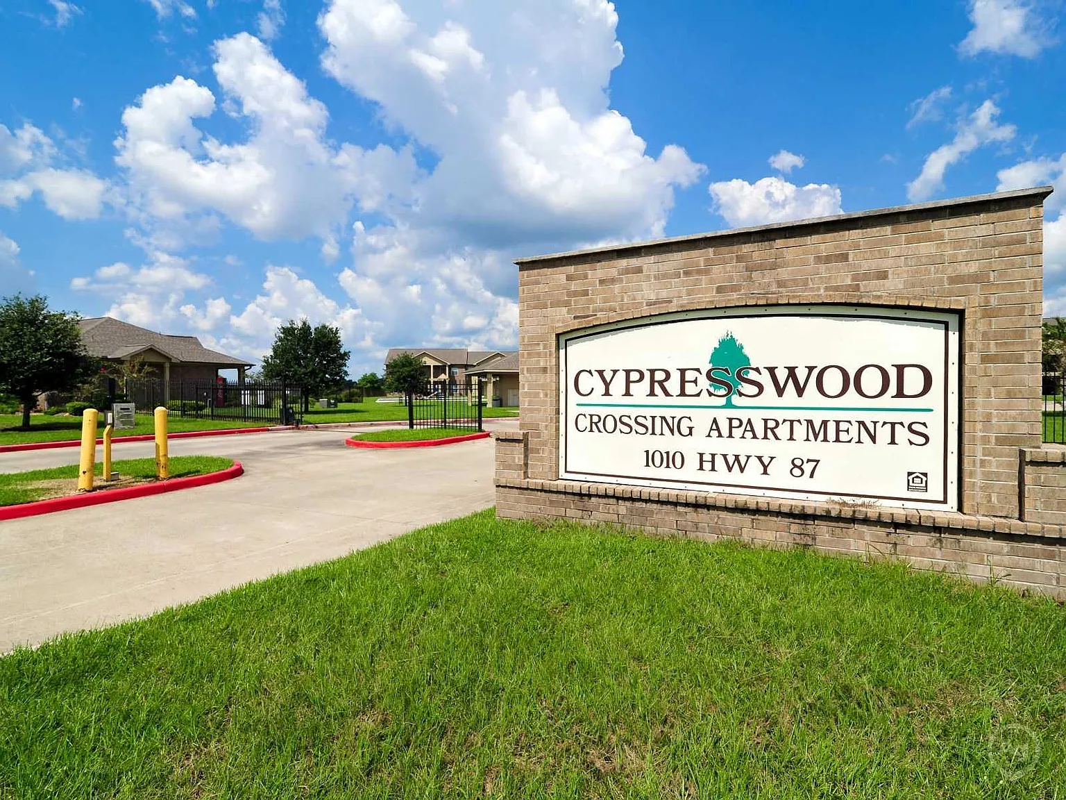 Cypresswood Crossing — Photo 4