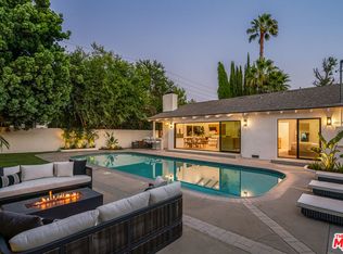 14301 Killion St, Sherman Oaks, CA 91401