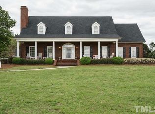 1025 Powhatan Rd, Clayton, NC 27527