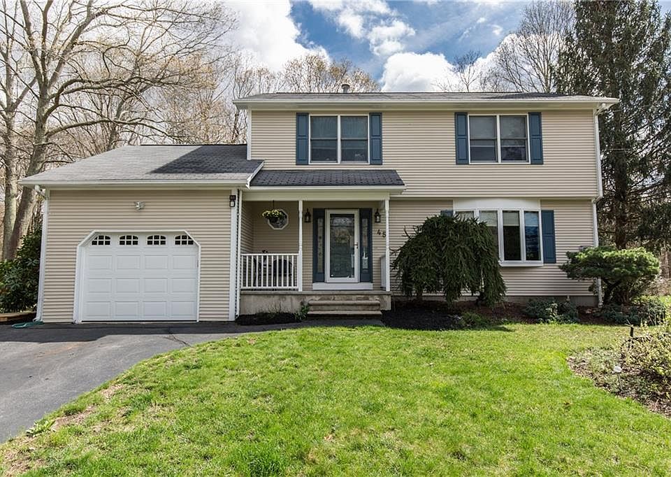 1st image of 45 Whispering Pines Dr
