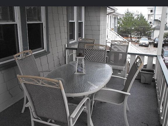 2nd image of 1430 Ocean Ave #Cottage