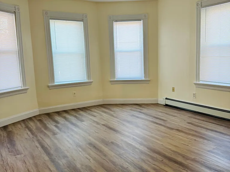 65 Raymond St #1 — Photo 4