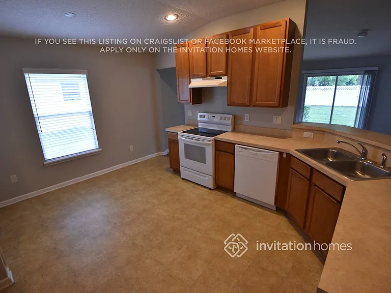 1396 Bitterberry Dr — Photo 4