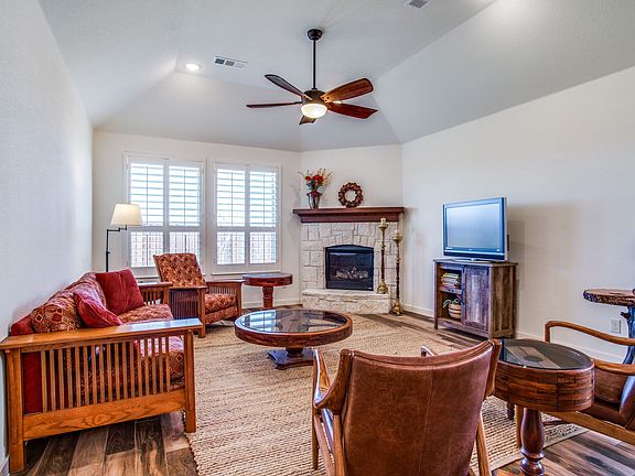 8_3941-bamboo-trail-mckinney-tx-High-Res-8.jpg