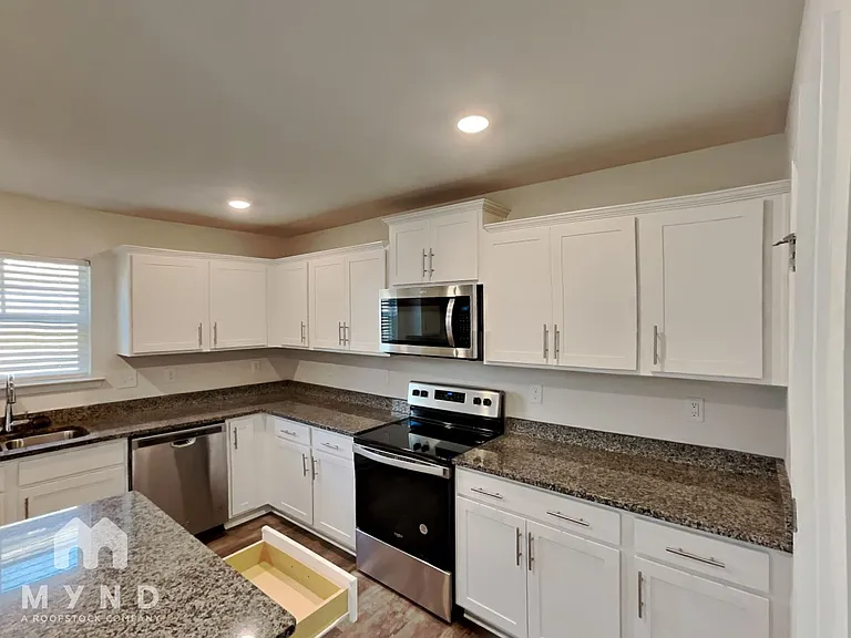 2042 Ryker Davis Ln — Photo 11