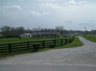 5580 E Stucker Rd, Lexington, IN 47138