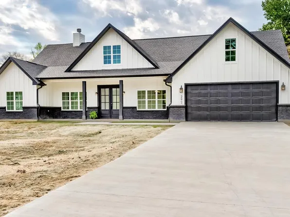 292 Stapper St, Bridge City, TX 77611