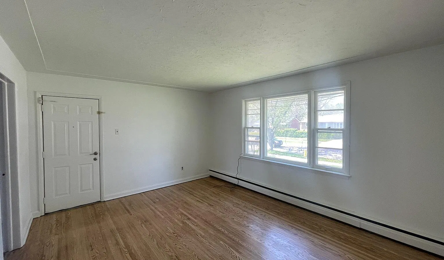 1893 Wavell Street — Photo 4