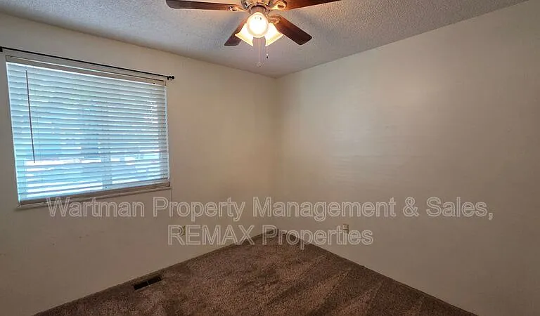 2732 Hearthwood Ln — Photo 13
