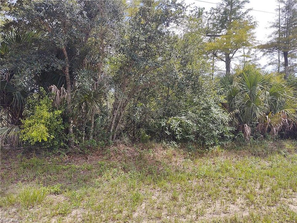 2nd image of 441 Greenbriar Blvd