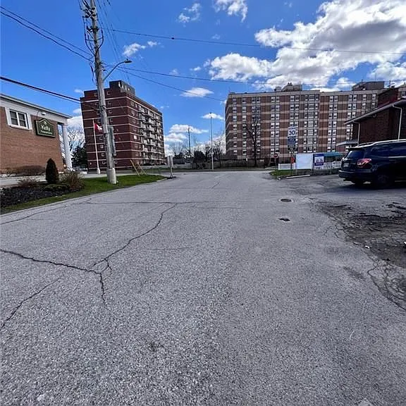 502 Richardson Ave #2 — Photo 17