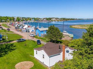 44 Riverside Dr, North Rustico, PE C0A1N0