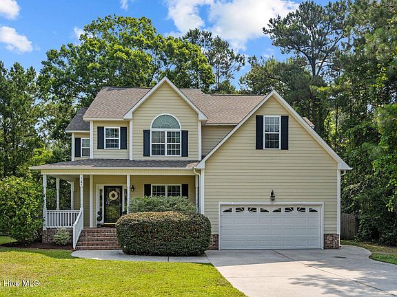2nd image of 127 Headwaters Drive