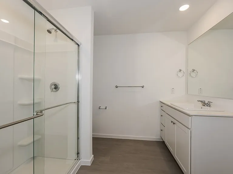 1715 Crossbill St — Photo 12