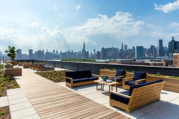 Rented by Domain Companies | media 11