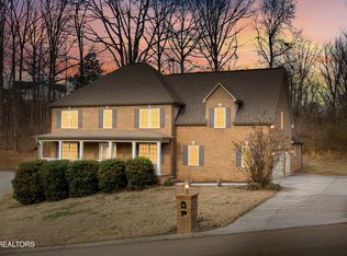 3345 Whispering Oaks Dr, Knoxville, TN 37938