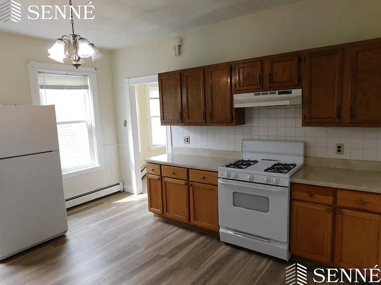 81 Merriam St #3 — Photo 5