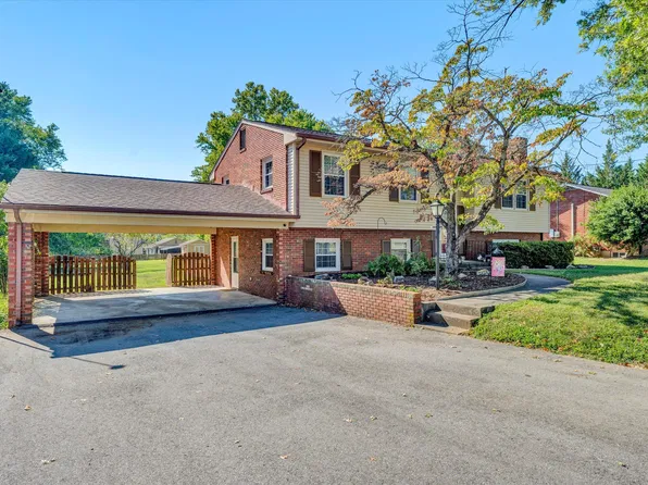 6427 N Barrens Rd, Roanoke, VA 24019