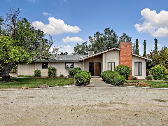 2nd image of 12066 Excelsior Avenue