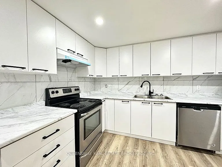 7 Leaside Dr #BASEMENT — Photo 4