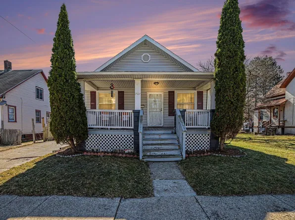 1507 Holmes St, Saginaw, MI 48602
