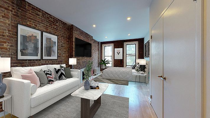 1st image of 218 E 84th St APT 3A