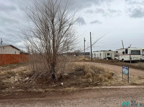 713 Ambrosia St, Milan, NM 87020