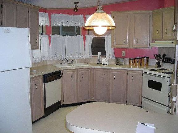 2nd image of 508 E Moore Dr