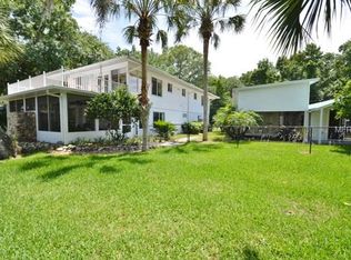 24617 Holly Rd, Astor, FL 32102