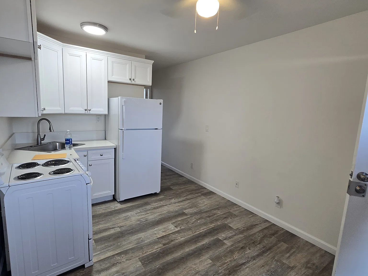 3150 Main St — Photo 3
