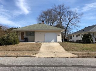 1596 Mount Everest Ln, Toms River, NJ 08753