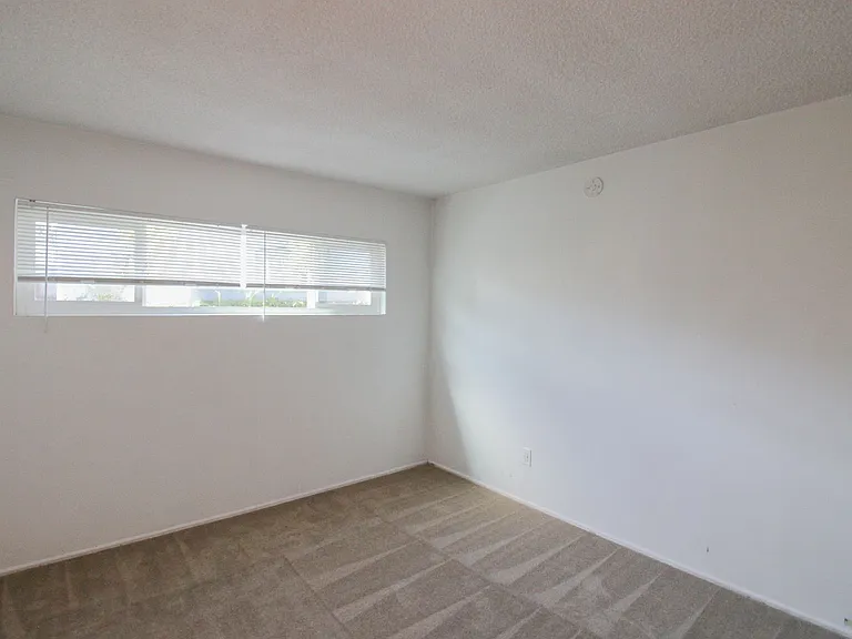 1225 Monte Vista Pl #1 — Photo 10