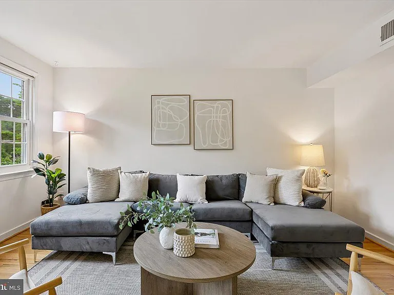 8205 Grubb Rd #101 — Photo 6