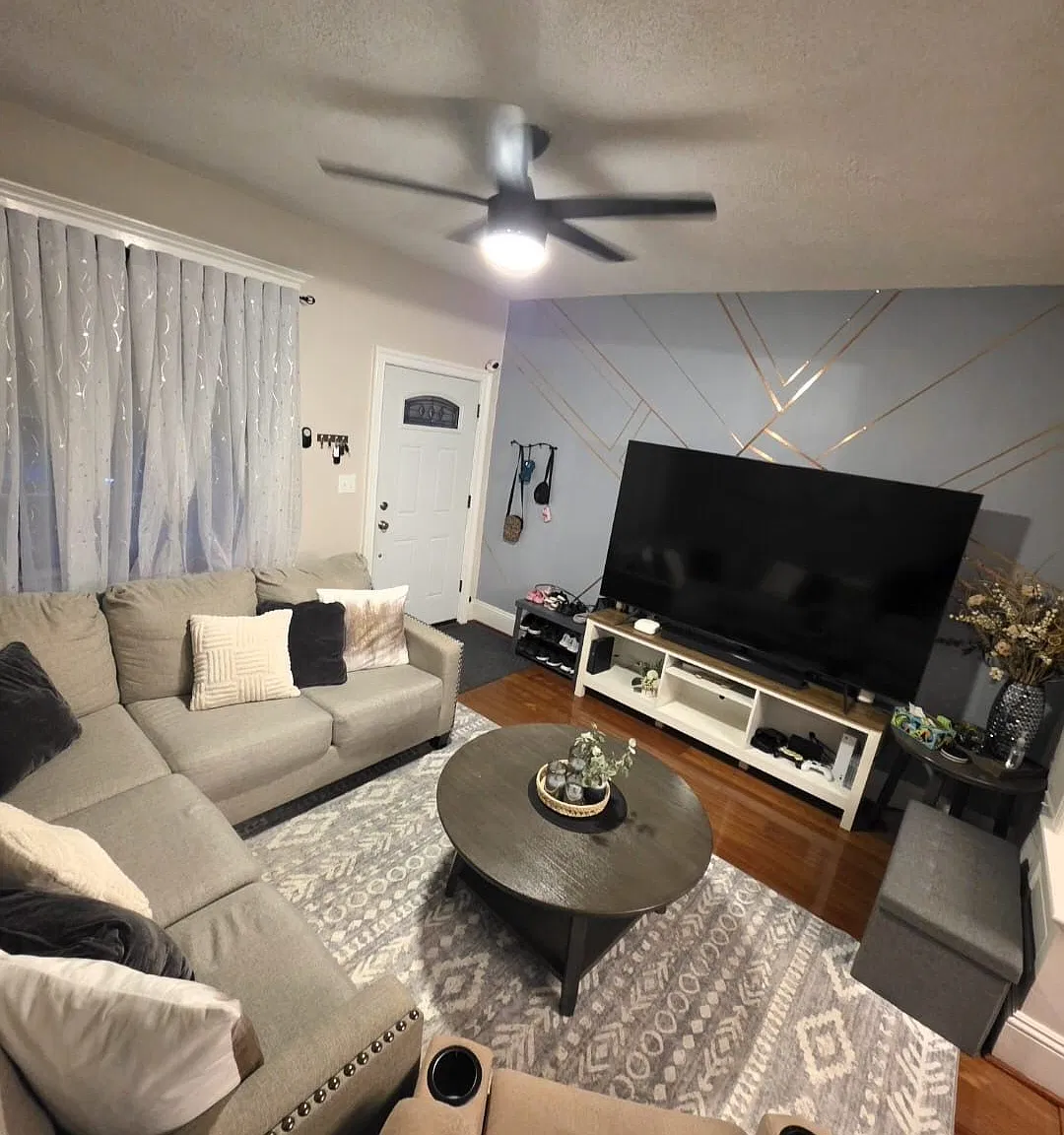 4 bed, 1.5 bath, 1344 sqft, $2,200 — Photo 3