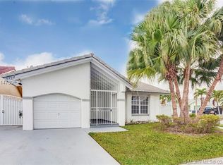 6302 SW 150th Ct, Miami, FL 33193