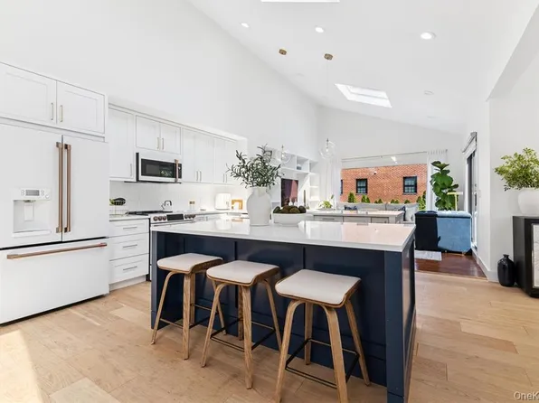 164-53 85th Street image 14 of 40