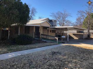 1041 N Francis St, Carlsbad, NM 88220