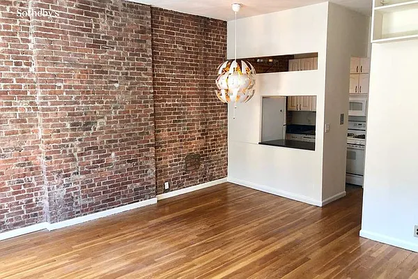 Rented by Sotheby's International Realty | media 1