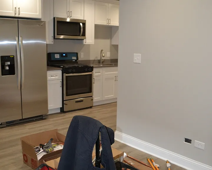 3233 W Fullerton Ave #G — Photo 4