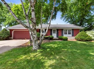 W173N8465 Robert Ave, Menomonee Falls, WI 53051