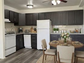 Oak Ridge Apartments